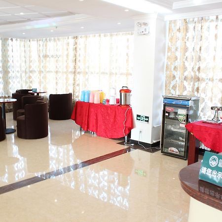 Greentree Inn Zhejiang Ningbo East Baizhuang Rd. Express Hotel Exterior photo