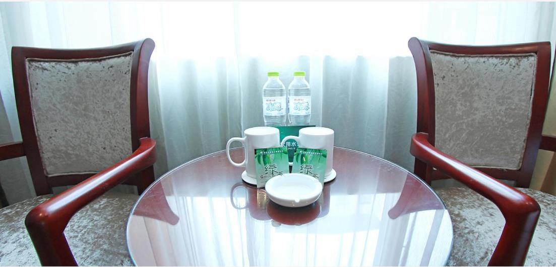 Greentree Inn Zhejiang Ningbo East Baizhuang Rd. Express Hotel Exterior photo