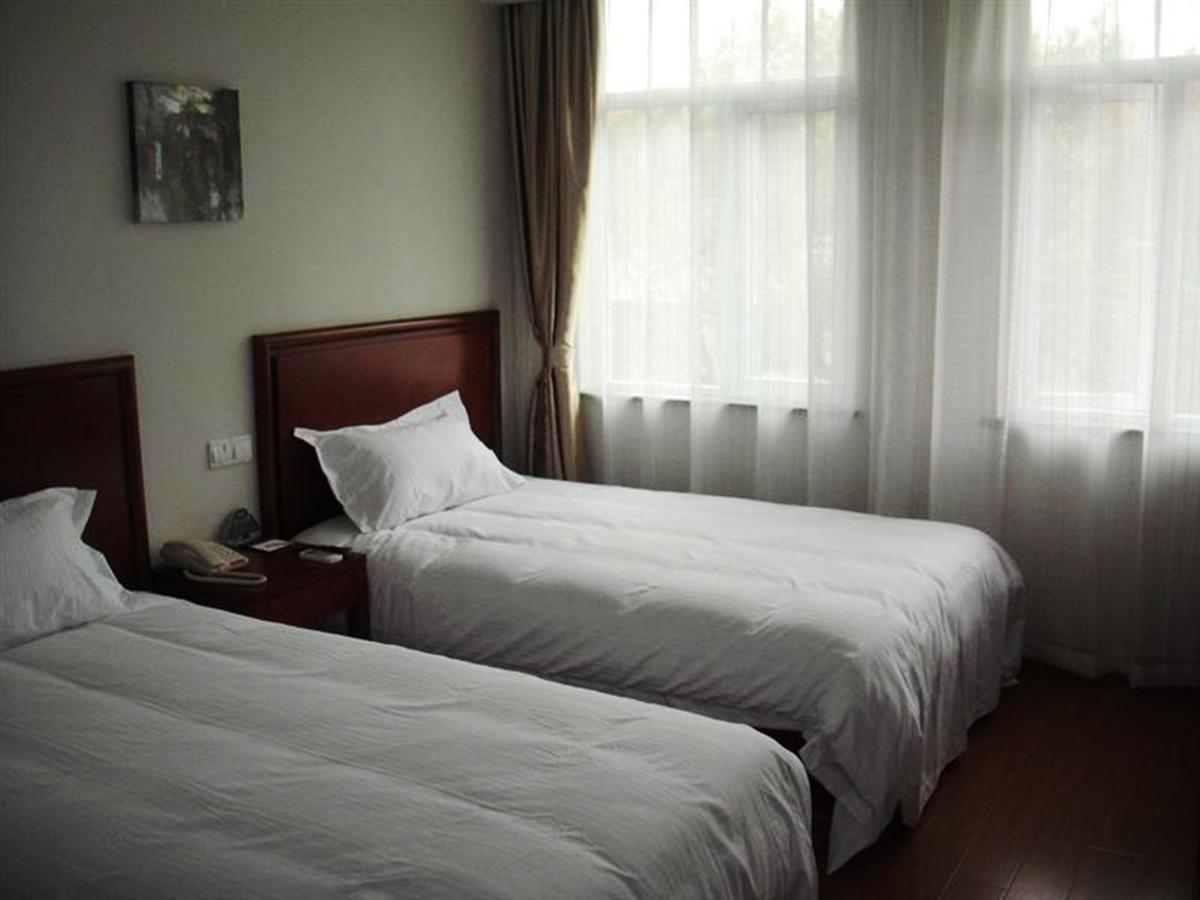 Greentree Inn Zhejiang Ningbo East Baizhuang Rd. Express Hotel Exterior photo