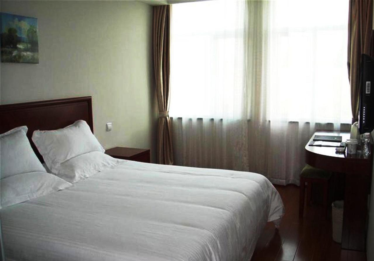 Greentree Inn Zhejiang Ningbo East Baizhuang Rd. Express Hotel Exterior photo