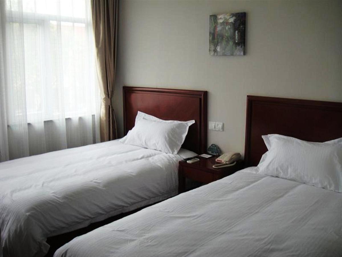 Greentree Inn Zhejiang Ningbo East Baizhuang Rd. Express Hotel Exterior photo